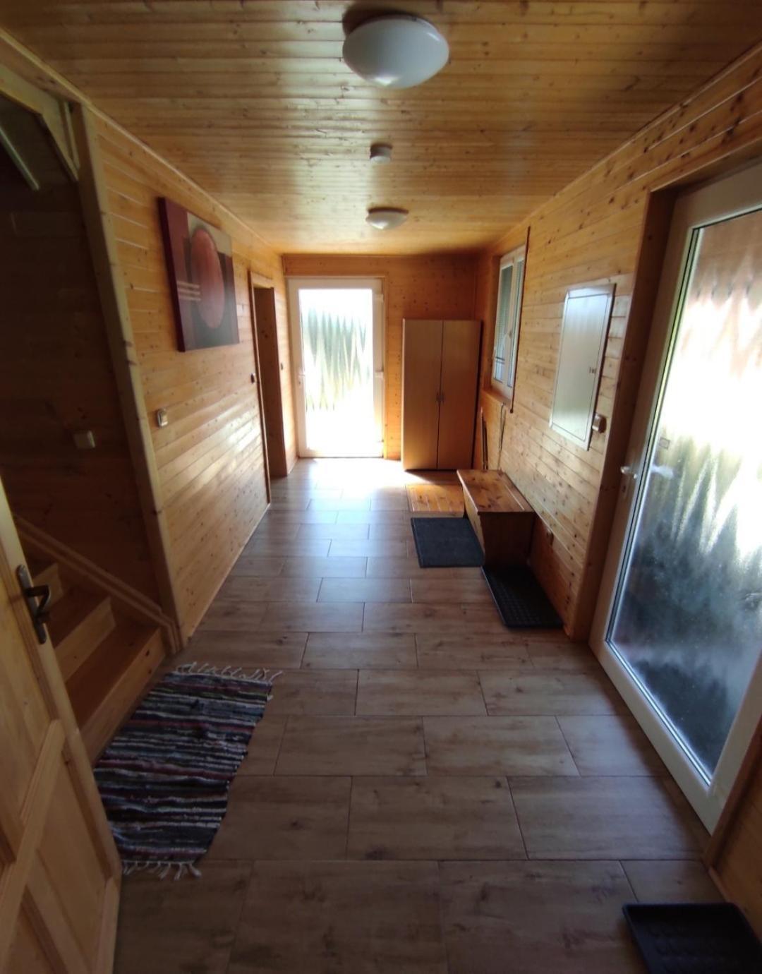 Apartmanova Secanda S Bazenem, U Secske Prehrady Holiday home *