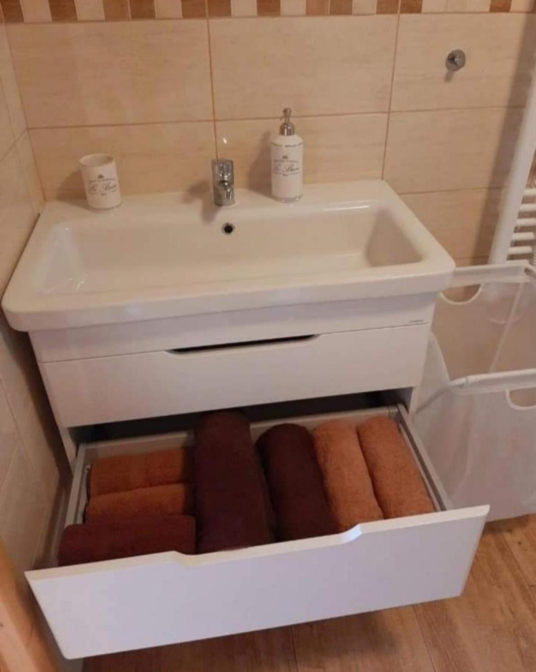 Apartmanova Secanda S Bazenem, U Secske Prehrady * Seč
