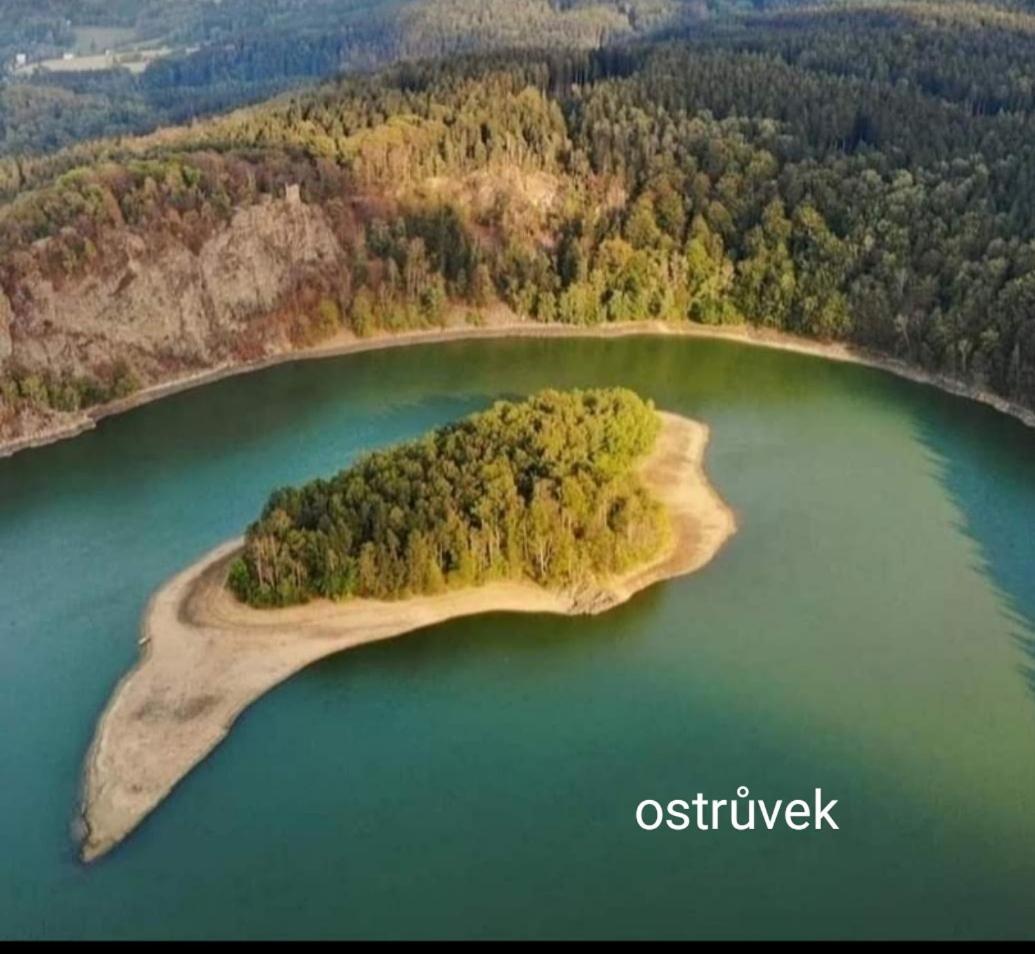 Holiday home Apartmanova Secanda S Bazenem, U Secske Prehrady Sec