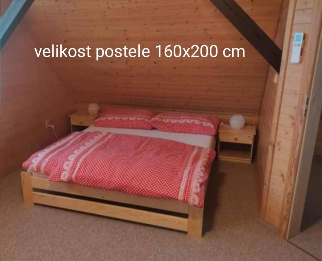 Holiday home Apartmanova Secanda S Bazenem, U Secske Prehrady *