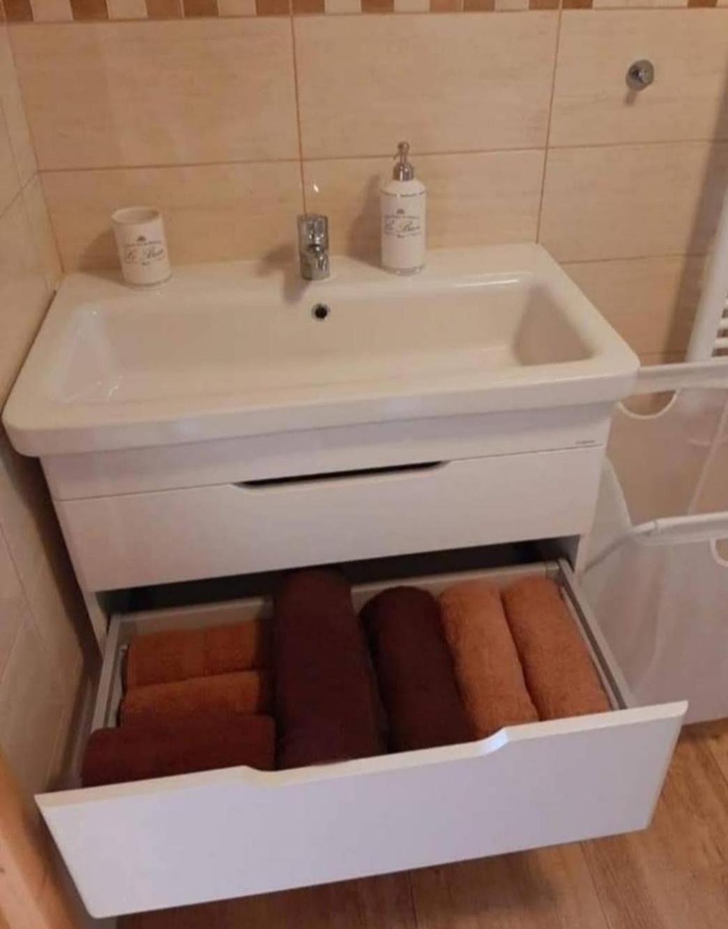 Apartmanova Secanda S Bazenem, U Secske Prehrady * Seč