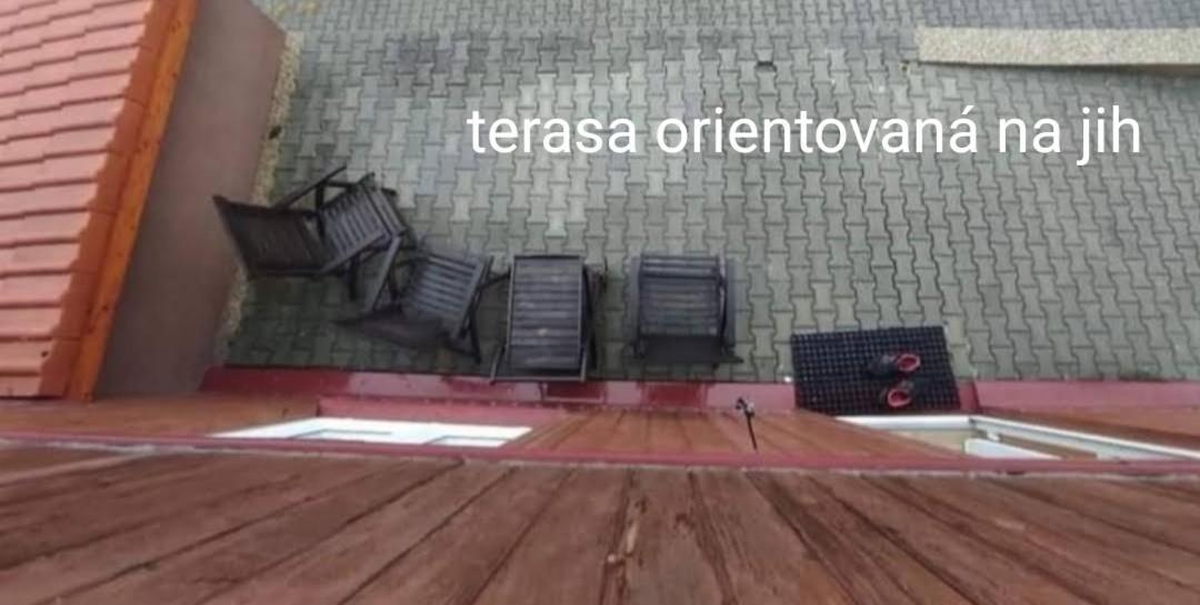 Apartmanova Secanda S Bazenem, U Secske Prehrady * Sec