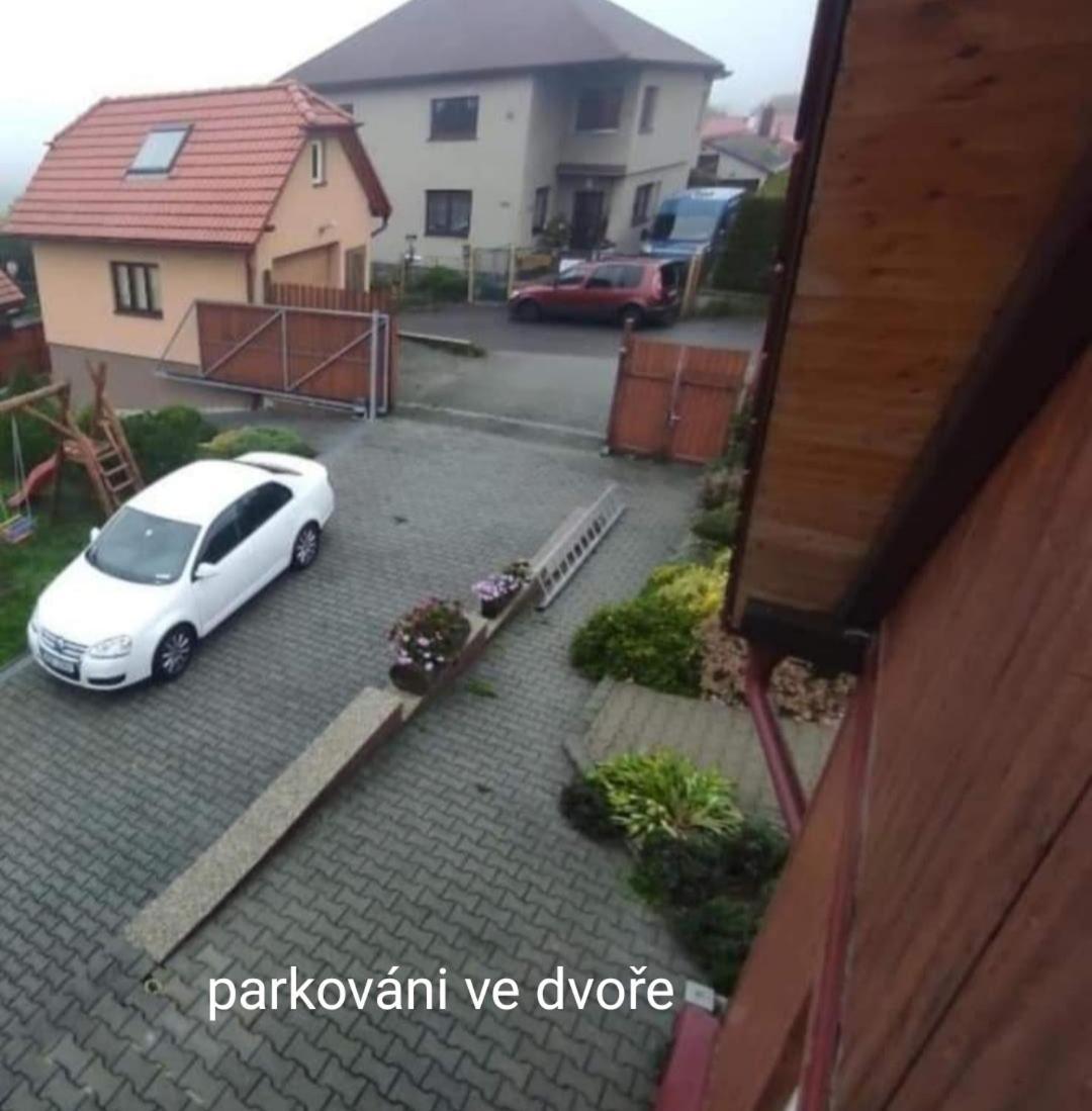 Apartmanova Secanda S Bazenem, U Secske Prehrady Holiday home *